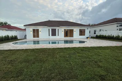 3244 SW 53rd Court 1