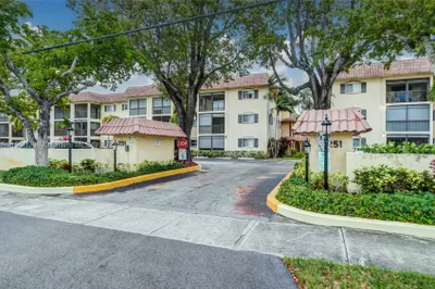 253 S Cypress Rd #208 1