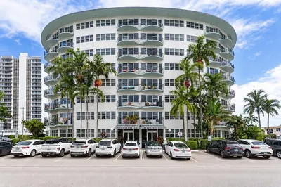 3250 NE 28th Street #305 1
