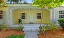 53 Palm Square Photo