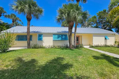 1906 S Ocean Drive 1