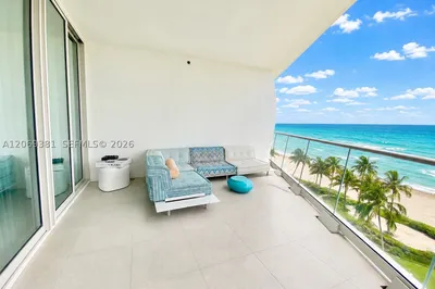 16901 Collins Ave #701 1