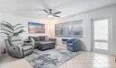 77 Markham D Photo