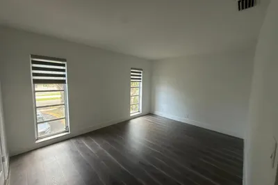 6583 Boulevard Of Champions 1
