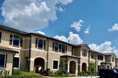 3476 W 114th Ter 0 1
