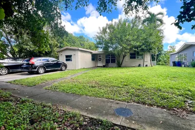 3999 NW 36th Street 1