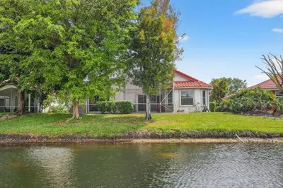 2453 Stonegate Drive 1