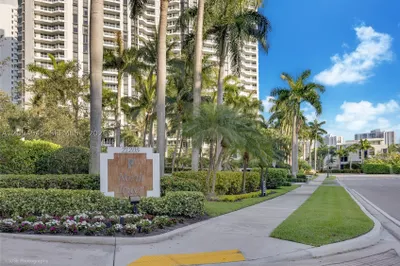 21205 Yacht Club Dr #701 1