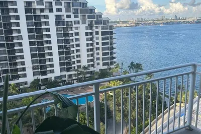 770 Claughton Island Dr #1503 1