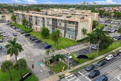801 Three Islands Blvd #120 1