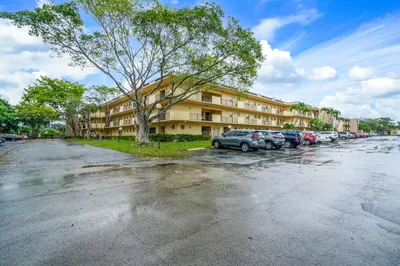 351 Cambridge Road #201 1
