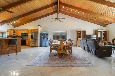 650 NW 48th Avenue 1