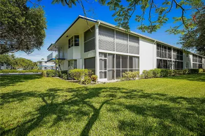 7 Westwood Ave #106C 1