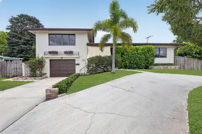 424 NW 12th Avenue 1
