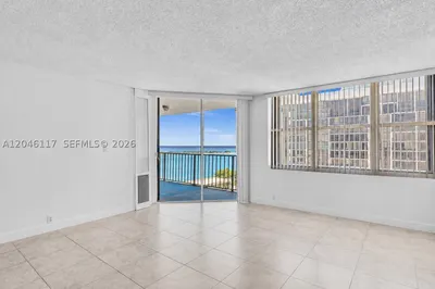 1901 Brickell Ave #B1203 1
