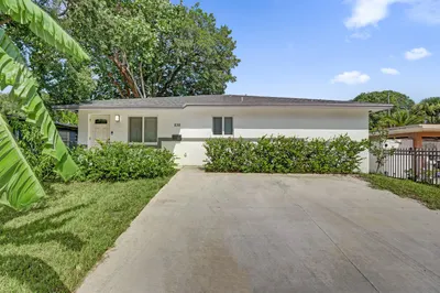 830 NW 19th Terrace 1