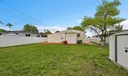 210 E 59th St Photo