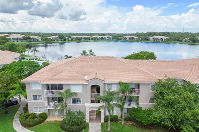 5065 Wiles Road #202 1