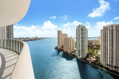 300 S Biscayne Blvd #T-3010 1