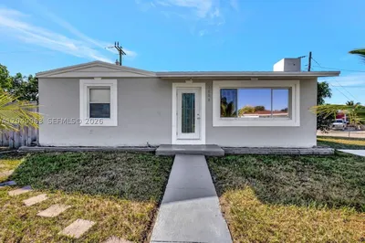 1008 Elm Rd #1 1