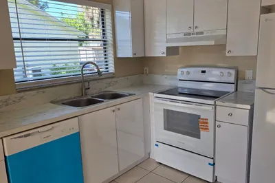 3774 Mil Race Court 1
