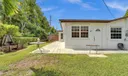 2613 E Sutton Dr Photo