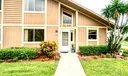 102 Maplecrest Circle Photo