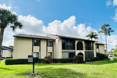 433 Pine Glen Lane #C2 1