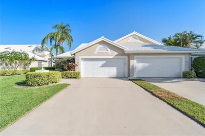 6125 Greenspointe Dr #6125 1