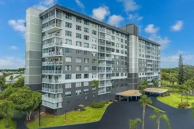 3850 Washington Street #1003 1