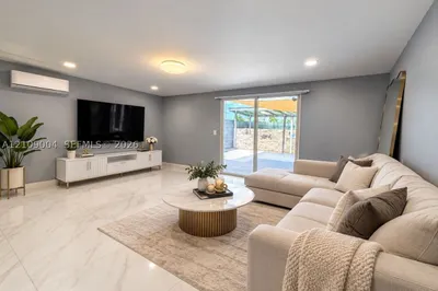 971 W 80th Pl 1