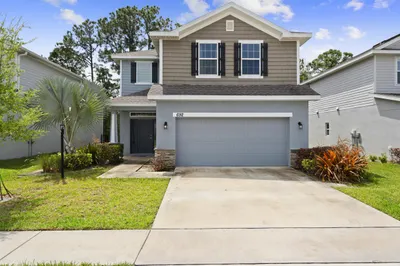 692 NE Turtleback Trail 1