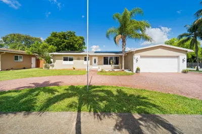 610 NW 93rd Avenue 1