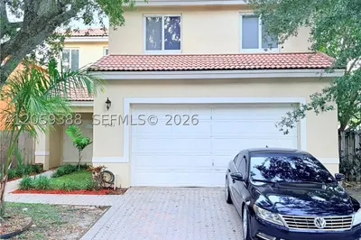 1581 SW 106 Ave 0 1