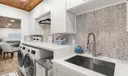 341 E 58th St Photo