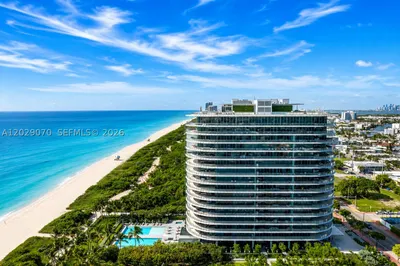 8701 Collins Ave #605 1