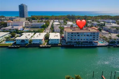 8530 Byron Ave #204 1