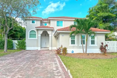 9063 SW 163rd Ter 1