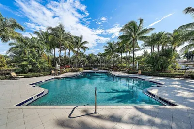4905 Midtown Lane #2104 1