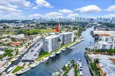 1800 NW 24th Ave #1004 1