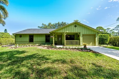 11989 Persimmon Boulevard 1