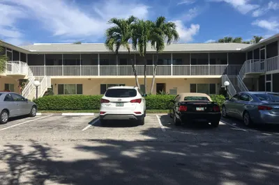 715 NE 1st Court #1 C 1