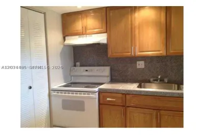 2903 N Miami Beach Blvd #505 1