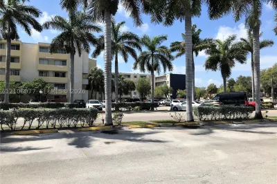 10000 NW 80 Ct #2543 1