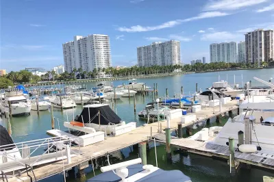 18051 Biscayne Blvd #1803 1