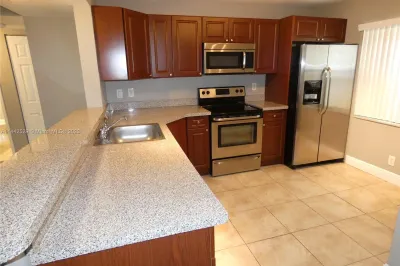 11152 W Sample Rd #11152 1