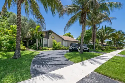 8210 SW 4th Place 1