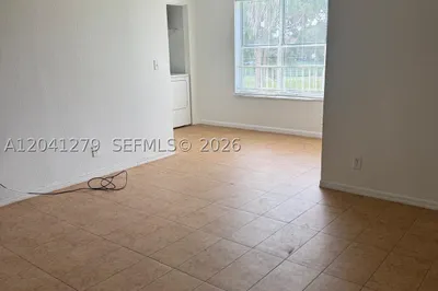 3400 N Pinewalk Dr N #924 1