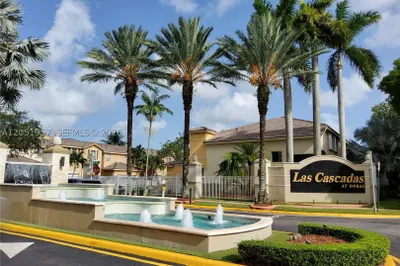 11252 NW 54th Ter 1