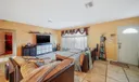 600 93rd St Photo